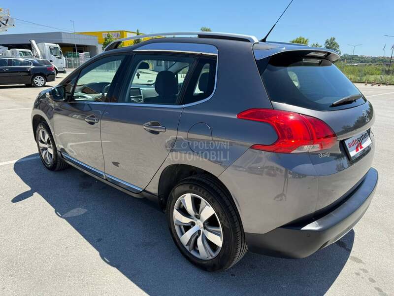 Peugeot 2008 1.2