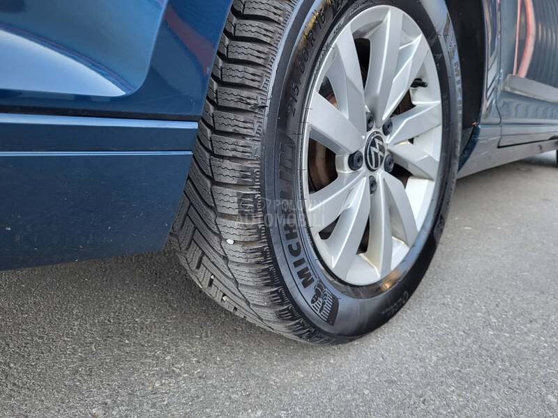 Volkswagen Passat B8 VLSNIK T0P STANJE