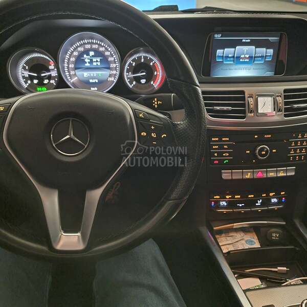 Mercedes Benz E 220 