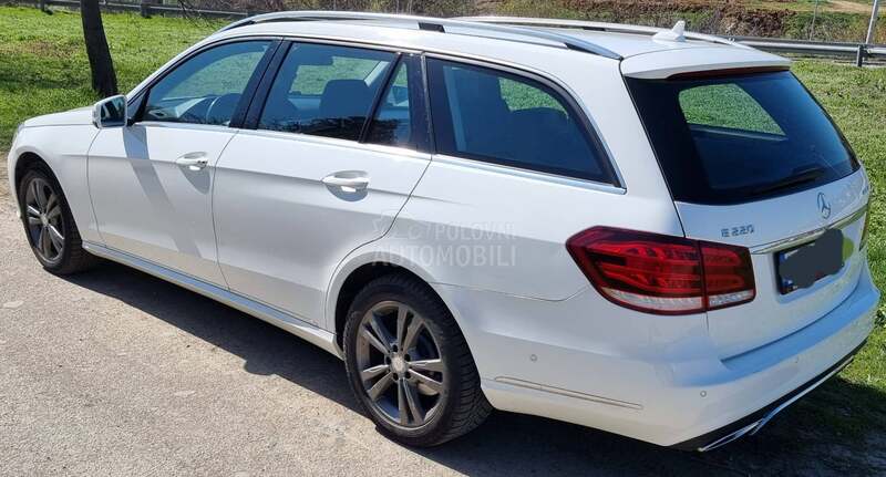 Mercedes Benz E 220 