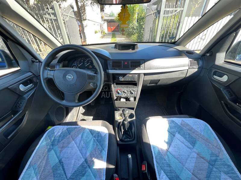Opel Meriva 1.6b