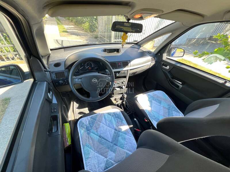 Opel Meriva 1.6b