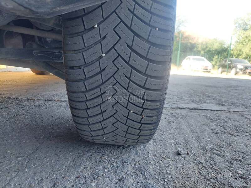 Volvo XC90 2.4 D5 MOMENTUM