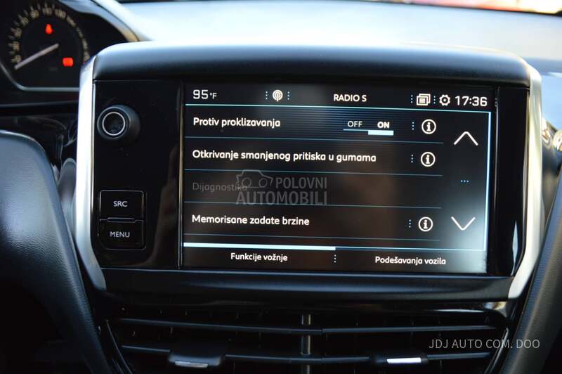 Peugeot 208 1.2 PureTech Nav