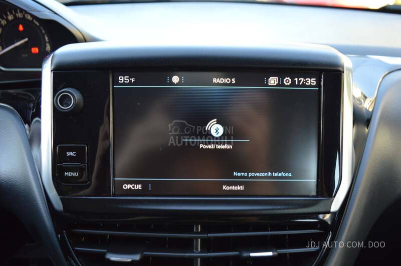 Peugeot 208 1.2 PureTech Nav