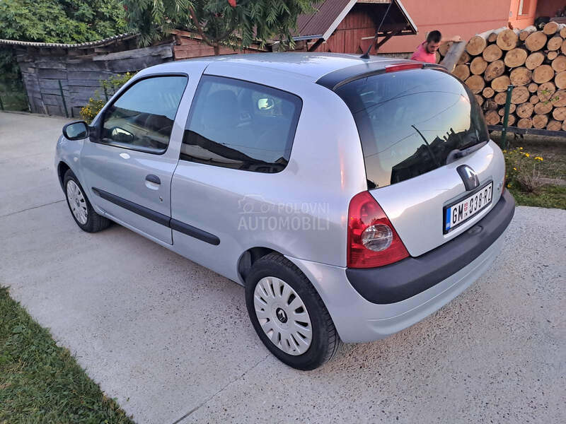 Renault Clio 