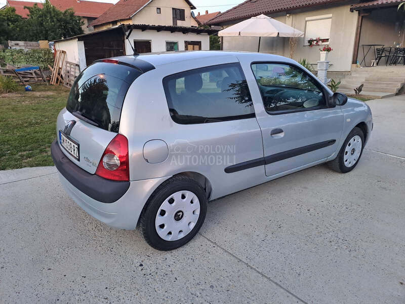 Renault Clio 
