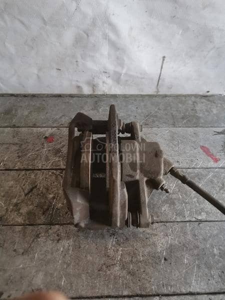 Kociona klešta prednja desna