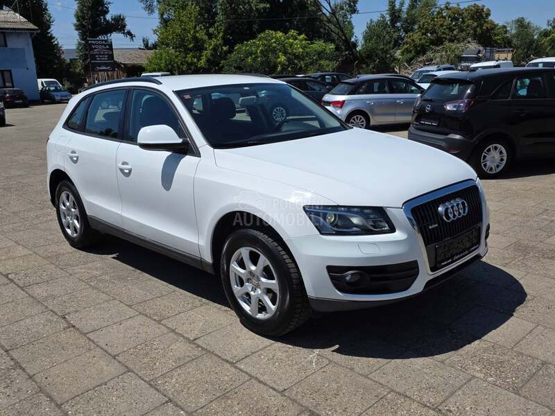 Audi Q5 2.0td LEDNAV/AUTSER