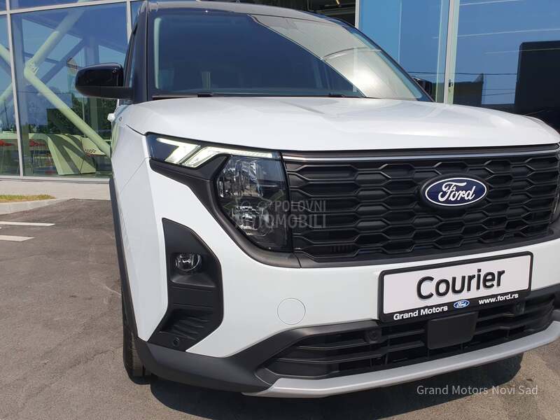 Ford Tourneo Courier 1.0 EcoBoost mHEV