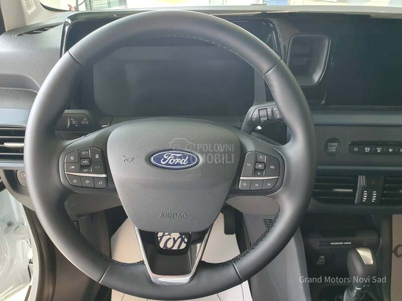 Ford Tourneo Courier 1.0 EcoBoost mHEV