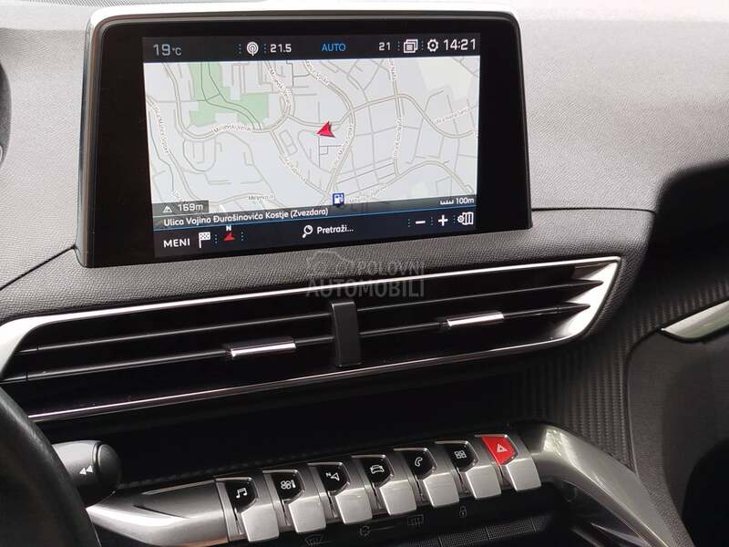 Peugeot 5008 1.5hdi K.A.O. N.O.V