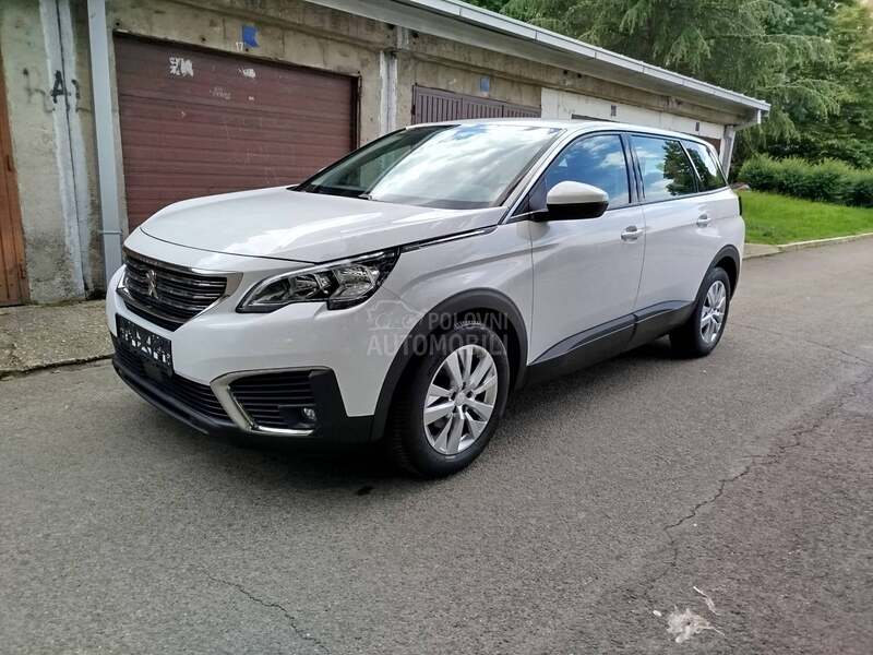 Peugeot 5008 1.5hdi K.A.O. N.O.V