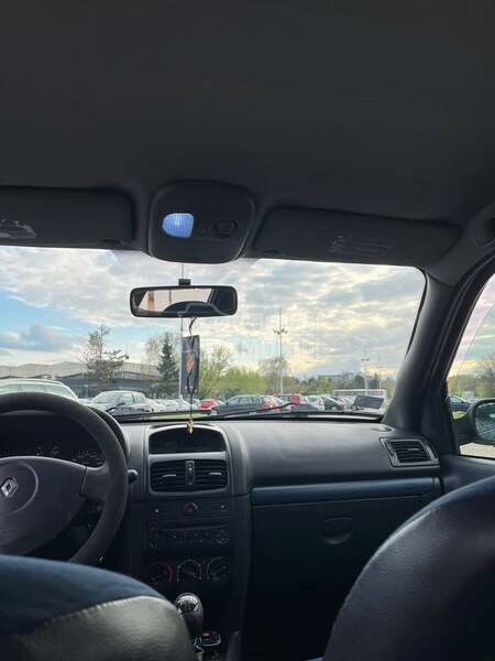 Renault Clio 16v