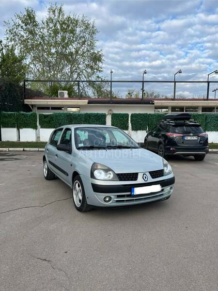 Renault Clio 16v