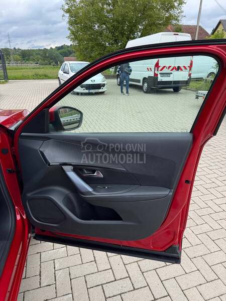 Peugeot 2008 ALLURE HDi 100 k