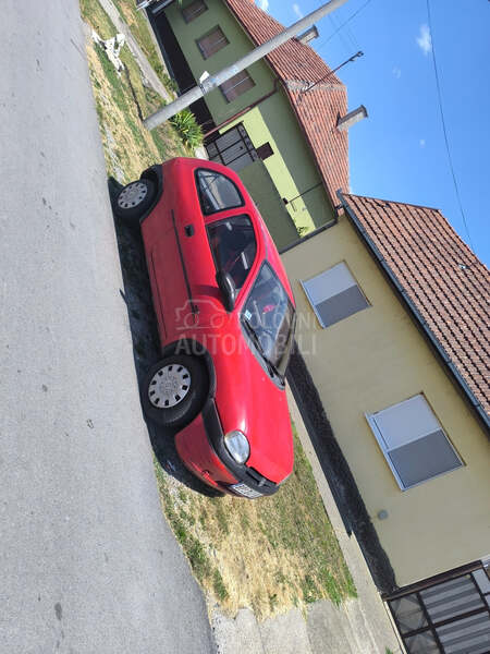 Opel Corsa B 1.2