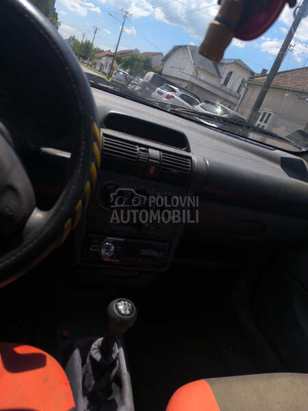 Opel Corsa B 1.2