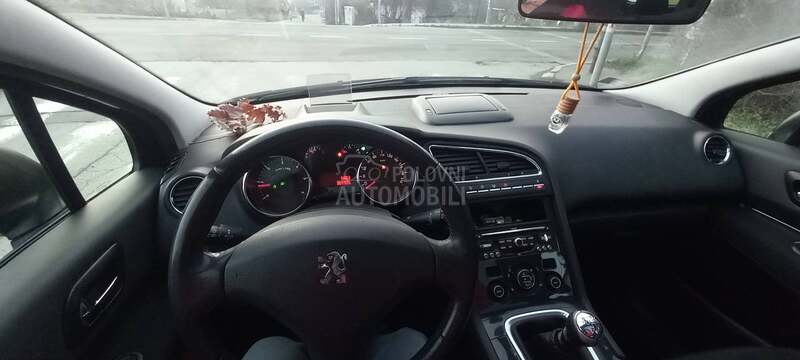 Peugeot 5008 2.0 HDI