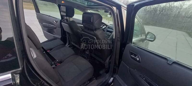 Peugeot 5008 2.0 HDI