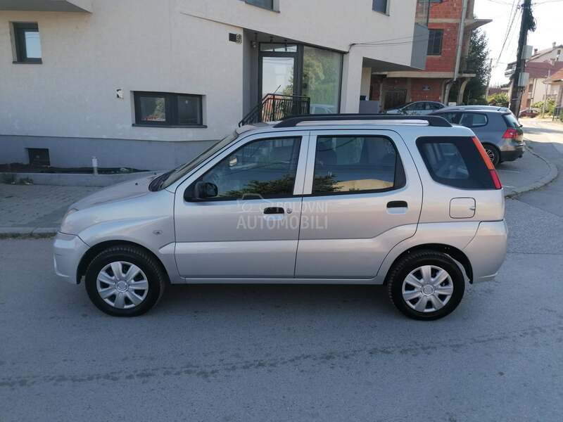 Subaru Justy 1.5i 4x4 RUNNER CH
