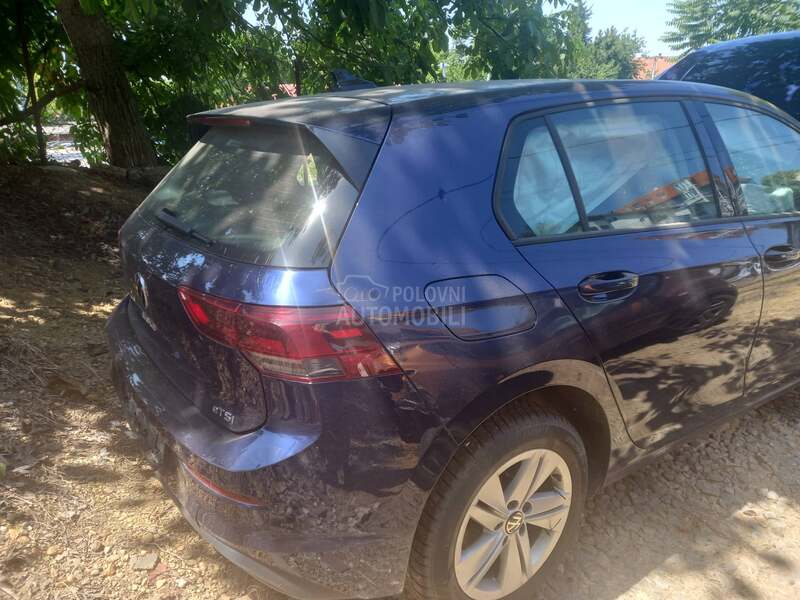 Volkswagen Golf 8 1.0 etsi