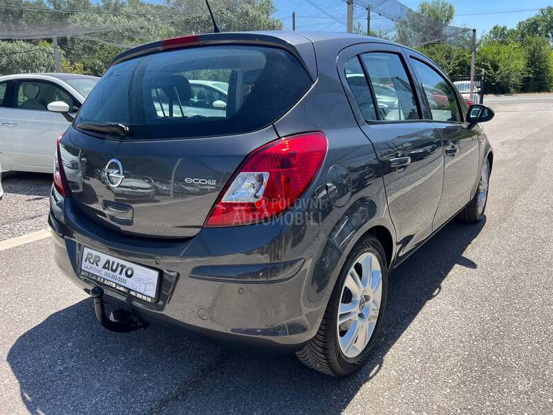 Opel Corsa D 1.3 CDTI COSMO