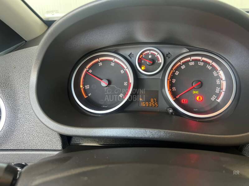 Opel Corsa D 1.3 CDTI COSMO
