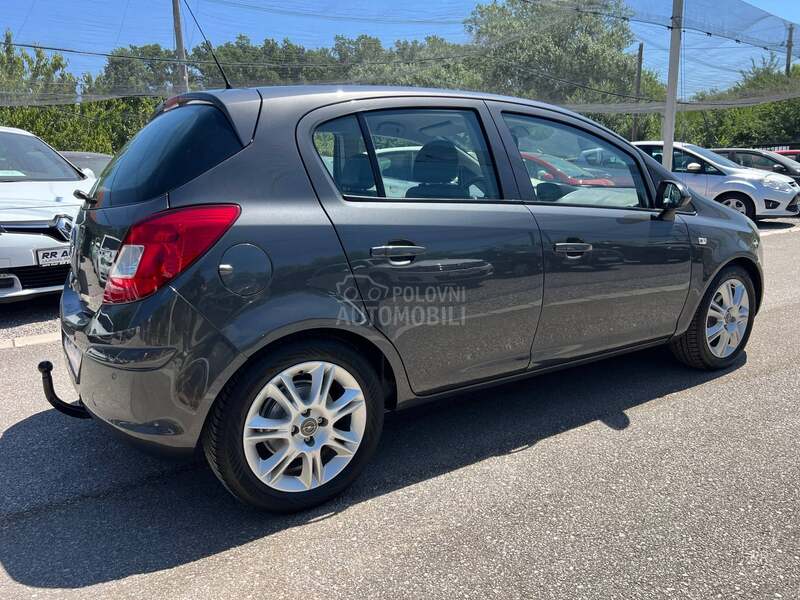 Opel Corsa D 1.3 CDTI COSMO