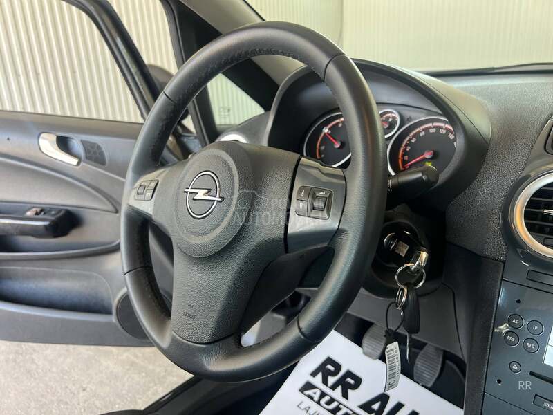 Opel Corsa D 1.3 CDTI COSMO