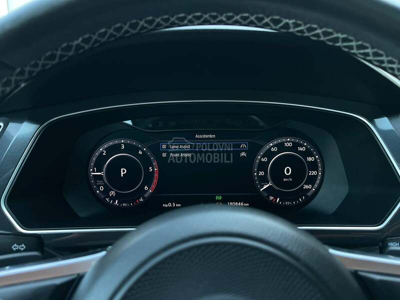 Volkswagen Tiguan R-LINE 4x4 DSG CH