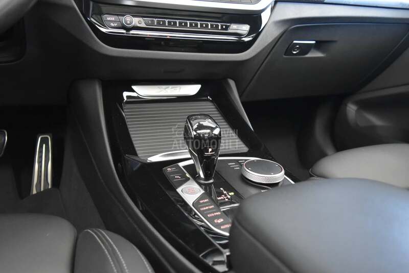 BMW X3 xDrive M Paket AT