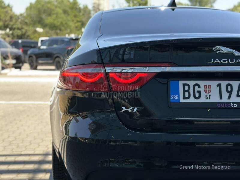 Jaguar XF 2.0D AWD PRESTIGE
