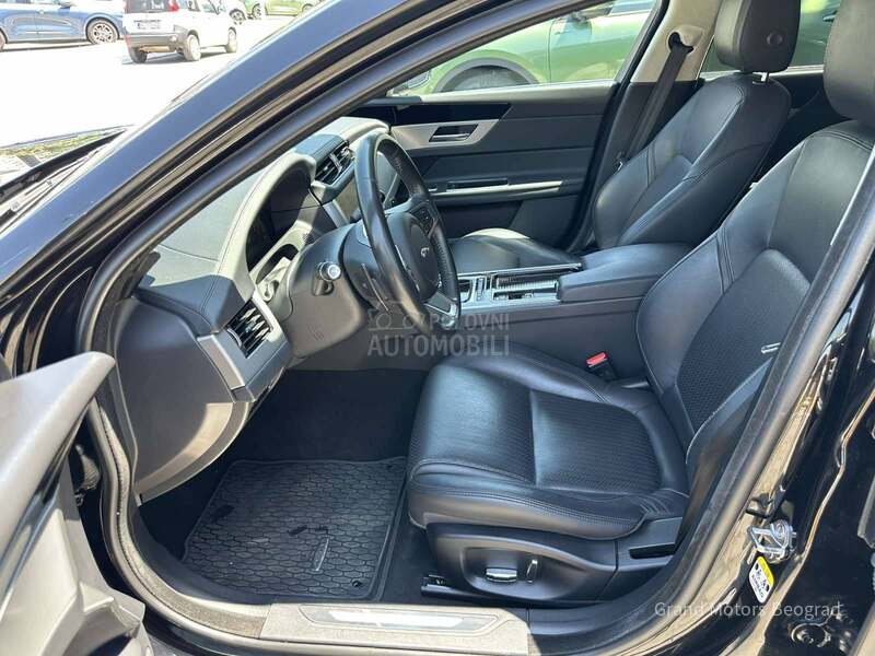 Jaguar XF 2.0D AWD PRESTIGE