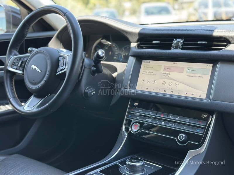 Jaguar XF 2.0D AWD PRESTIGE