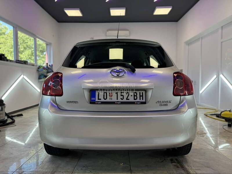 Toyota Auris 2.0