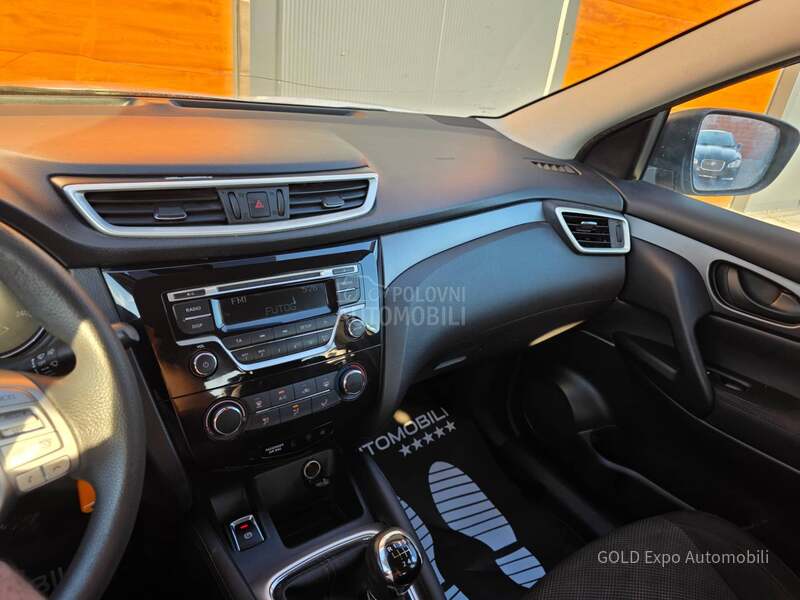 Nissan Qashqai 1.5 DCi ZA TRGOVCE