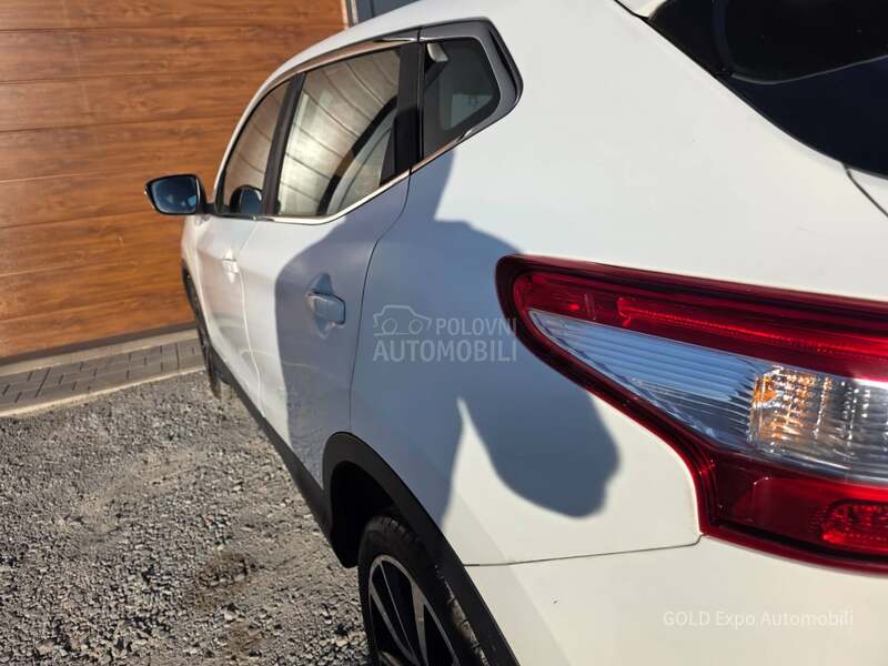 Nissan Qashqai 1.5 DCi ZA TRGOVCE