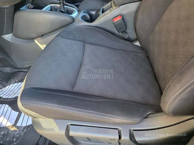 Nissan Qashqai 1.5 DCi ZA TRGOVCE