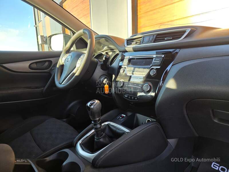 Nissan Qashqai 1.5 DCi ZA TRGOVCE