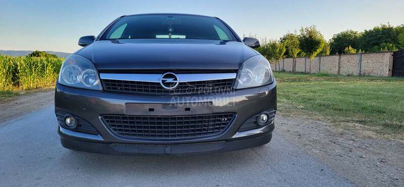 Opel Astra H 1.4 gtc