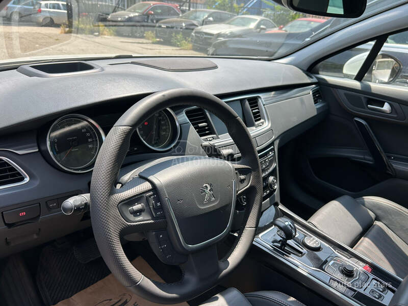 Peugeot 508 RXH 2.0HDI 4X4 PAN0 CH
