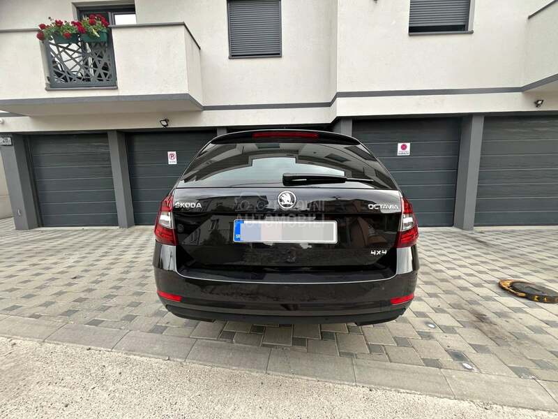 Škoda Octavia 2.0 Tdi DSG 4x4