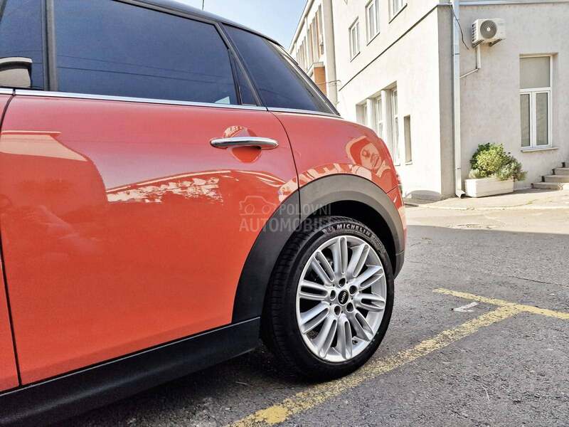 MINI Cooper 