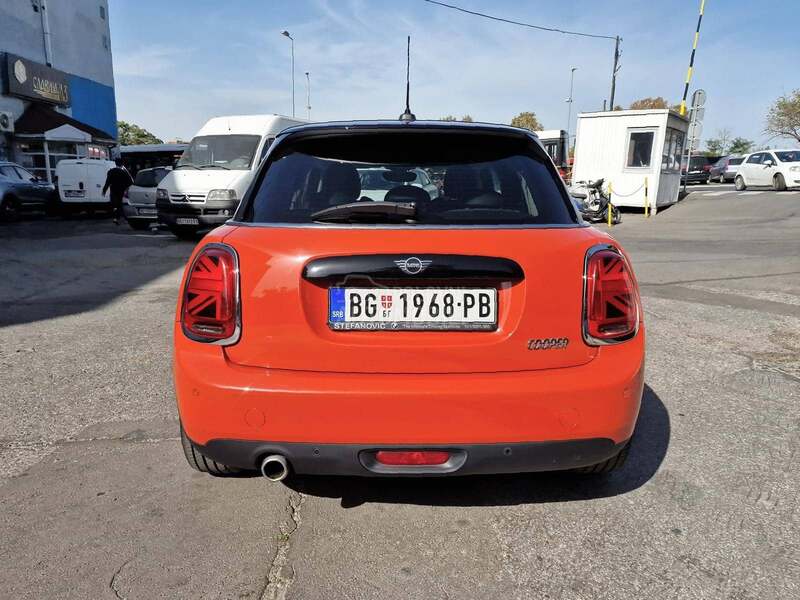 MINI Cooper 