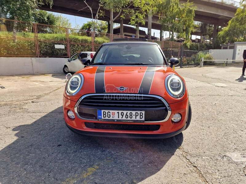 MINI Cooper 