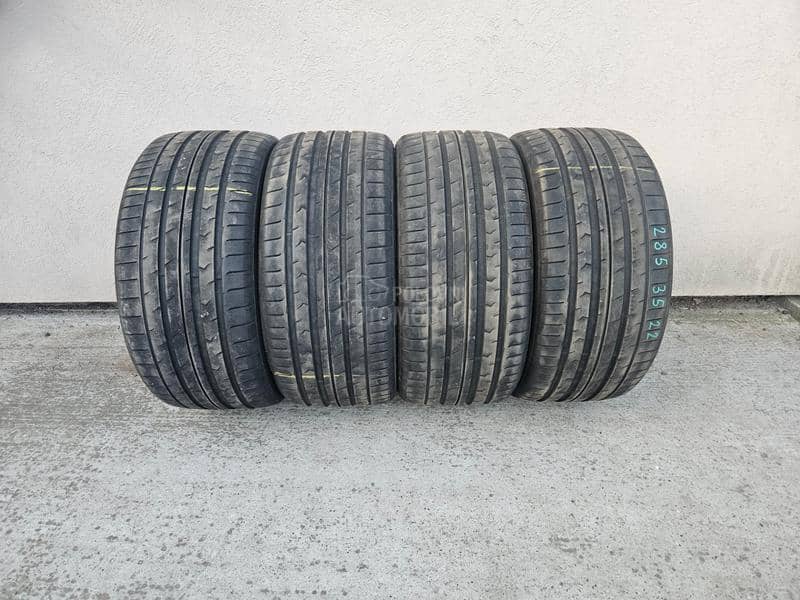 Toyo 285/35 R22 Letnja