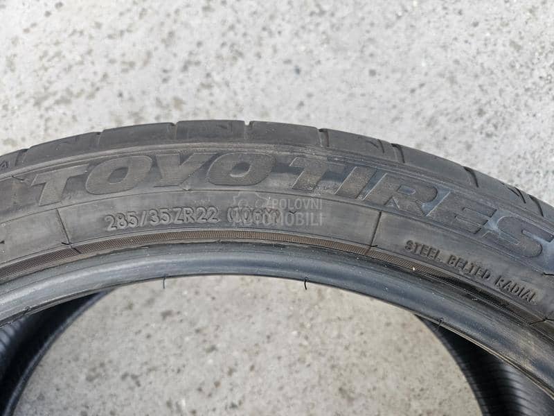 Toyo 285/35 R22 Letnja