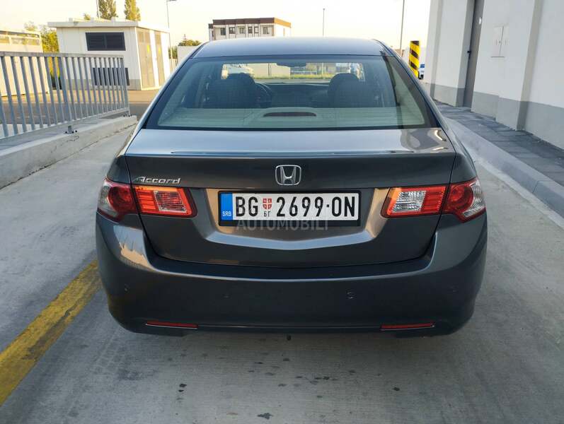 Honda Accord 2.2