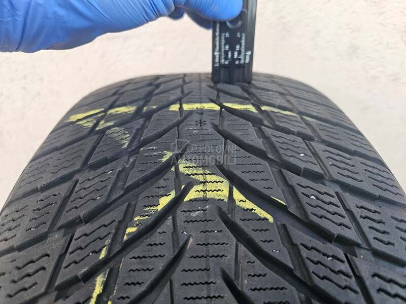 Nokian 225/45 R18 Zimska